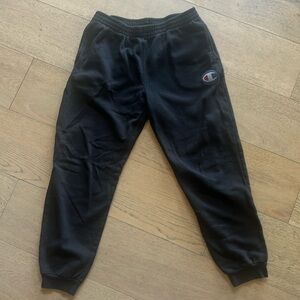 Champion sweatpants. Youth XL. Black with logo.